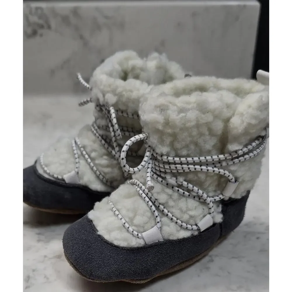 Robeez Faux-fur/lace up/winter boots/Charcoal sherpa/ size 1